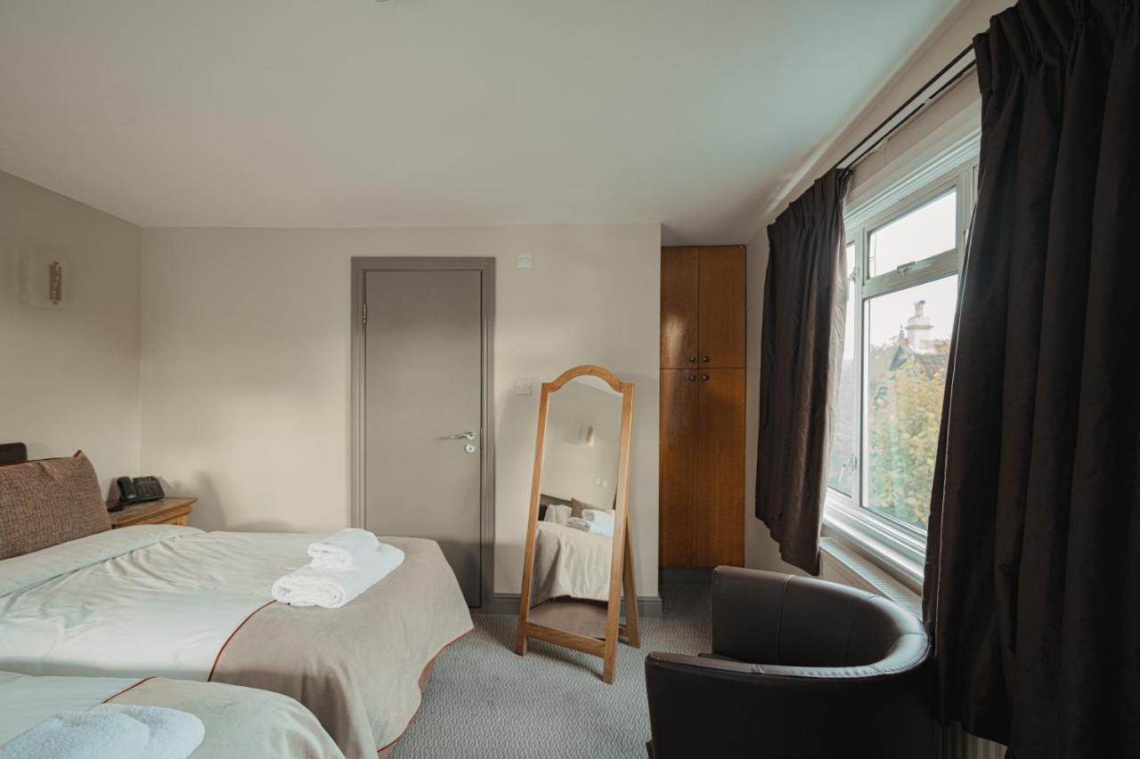 Old Mill Hotel & Lodge Bath Eksteriør billede