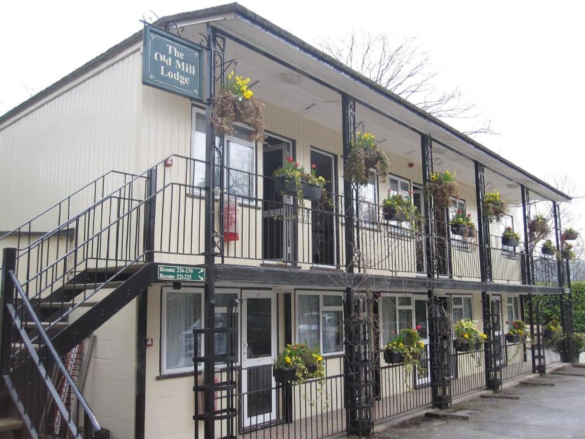 Old Mill Hotel & Lodge Bath Eksteriør billede
